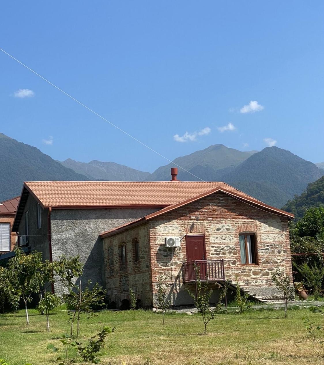 Hotel Old House Lagodechi Exterior foto